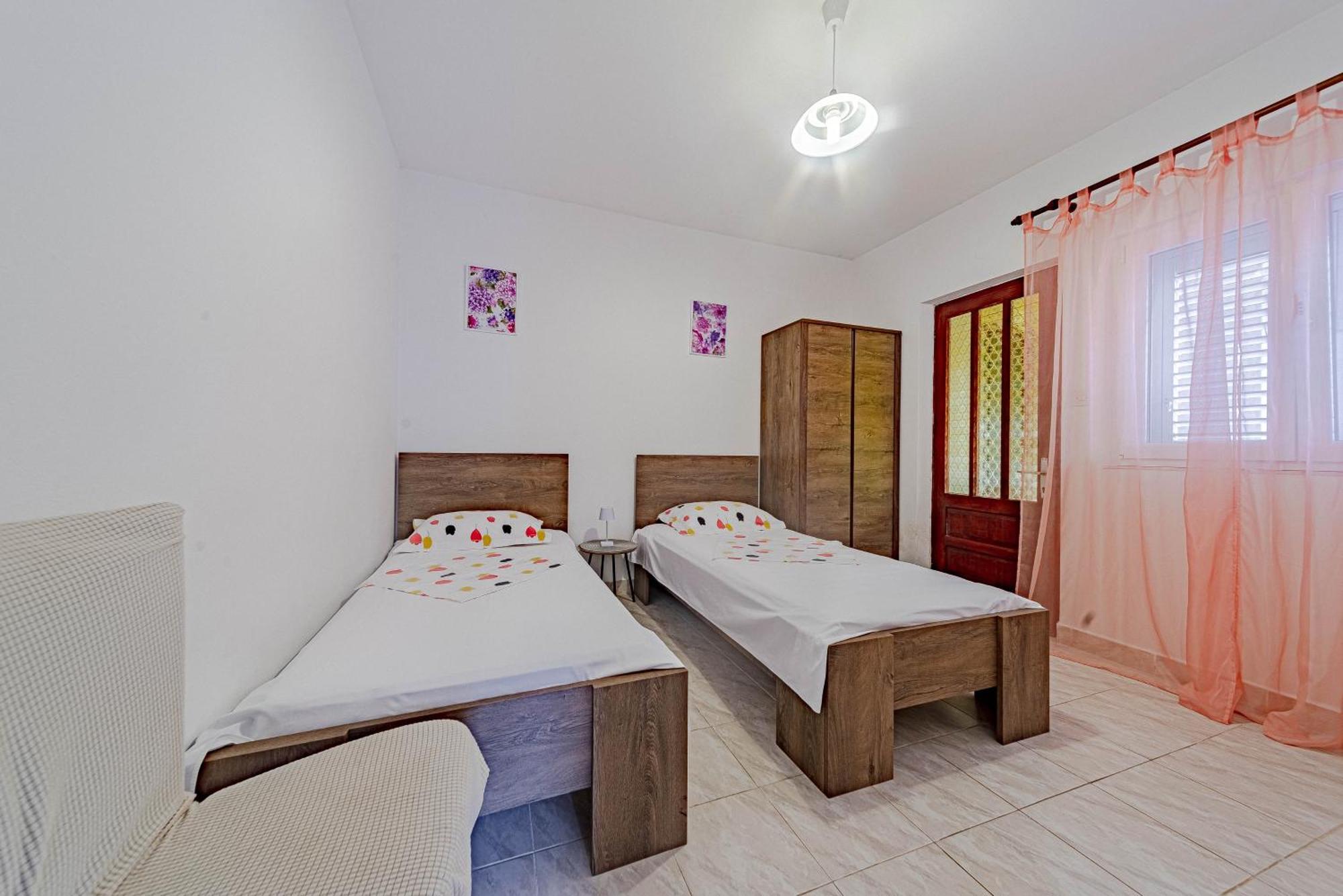 Seaside House For Families With Children Cove Rasohatica, Korcula - 4386 Lumbarda Eksteriør bilde